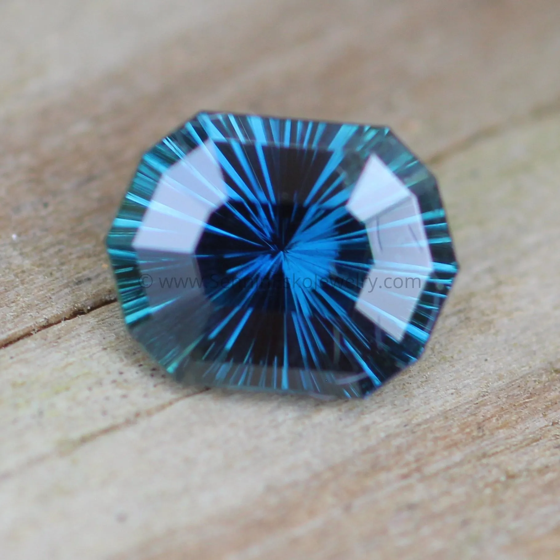 Blue-Green Sapphire 1.1ct, Fantasy Cut - 5.2x6.8mm Cushion