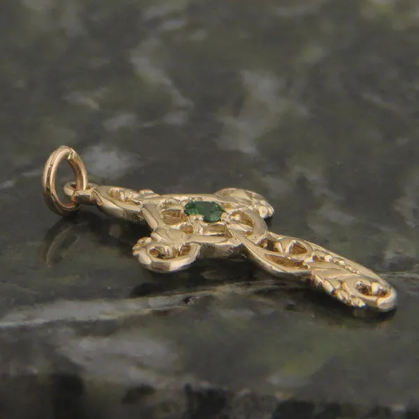 Ivy Celtic Cross Pendant in 14K Gold