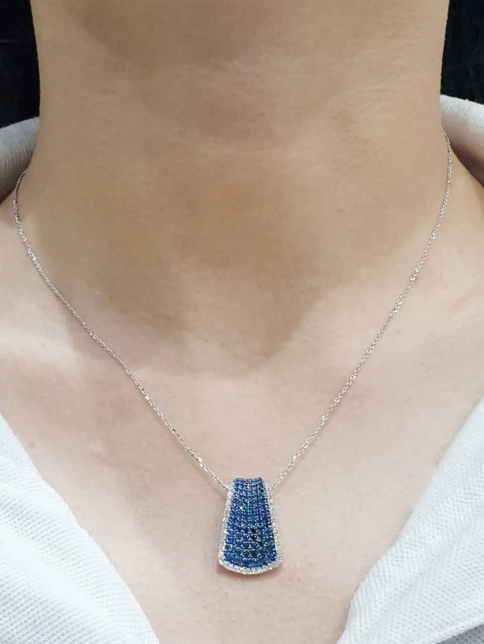 #LVNA2024 | Blue Sapphire Paved Diamond Necklace 18kt