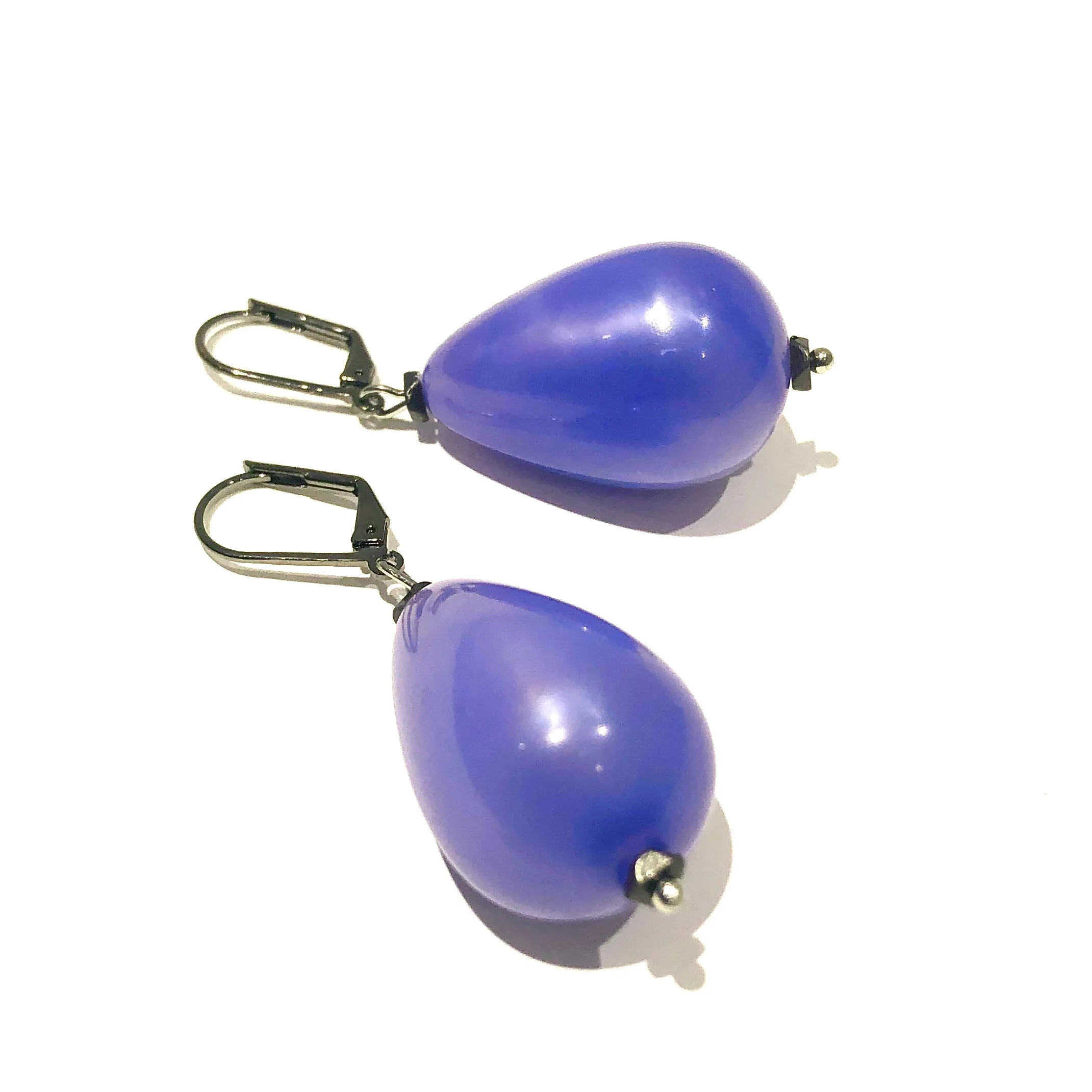 Periwinkle Aura Glow Nola Earrings