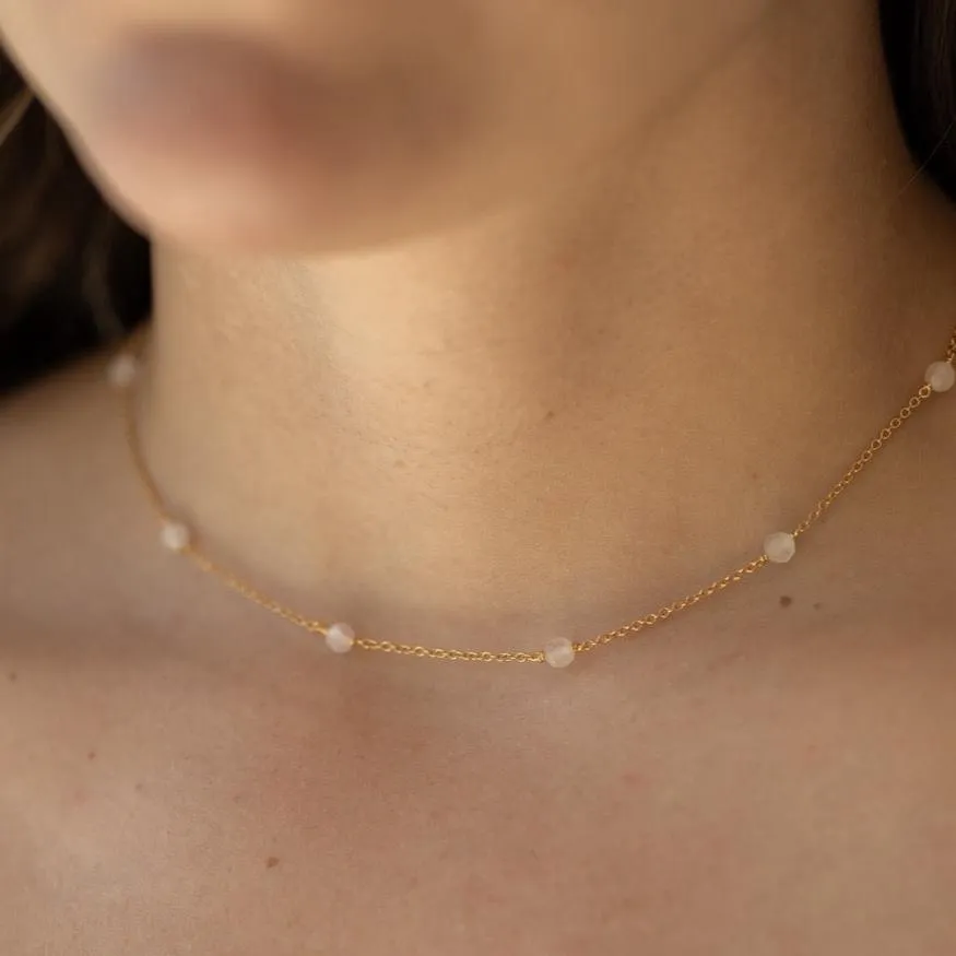 Rose Quartz Drop Choker Necklace in Gold