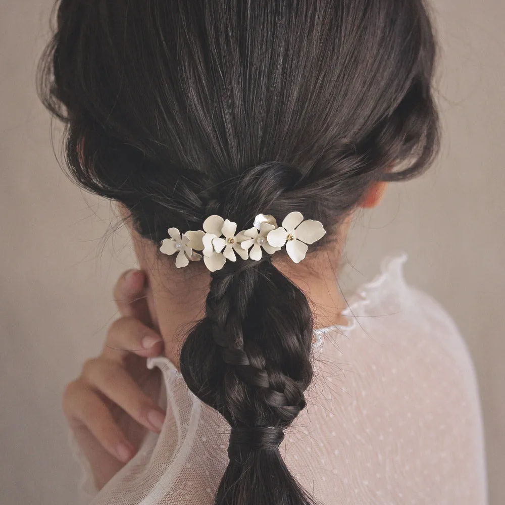 White Flower Non Slip Hair Barrette